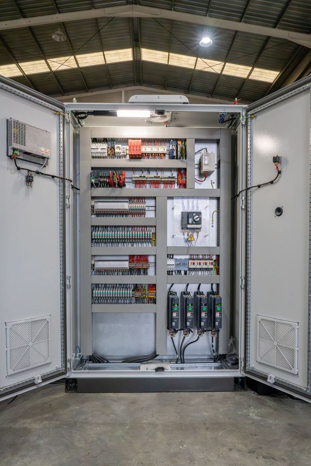 Montaje de cuadros eléctricos