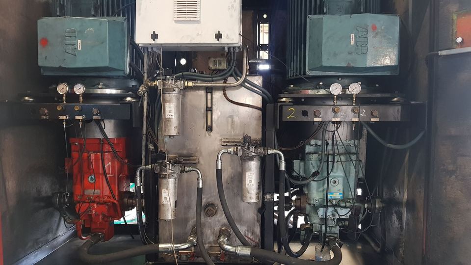 Equipo de bombeo hidráulico 2 × 130 kW