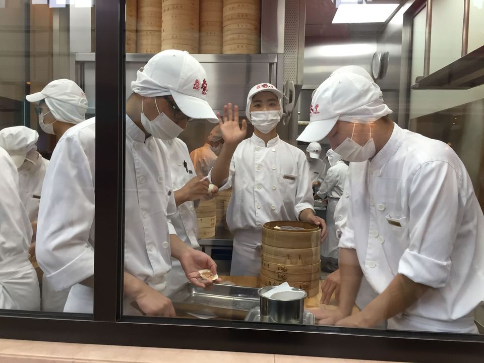 Cocina de una casa de comidas en China